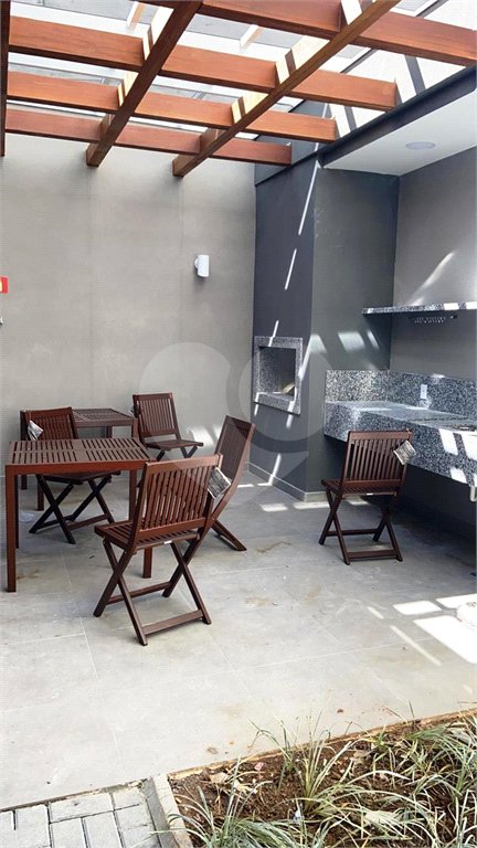 Apartamento tipo Studio em frente ao Metrô Brás - Centro - São Paulo - SP