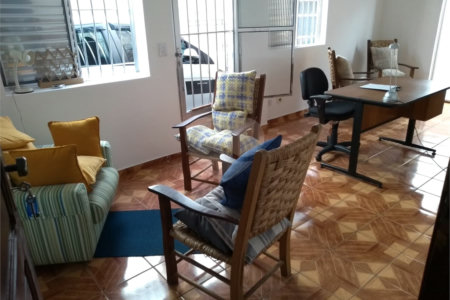 Casa Térrea à venda ou para alugar com 4 quartos, sendo 1 suíte, em Jardim Aeroporto, São Paulo, SP