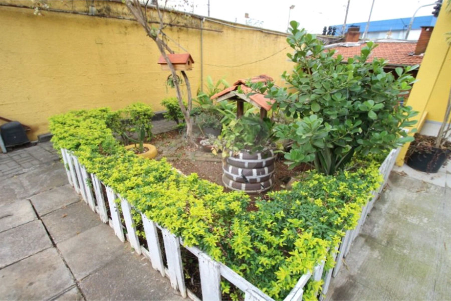 Sobrado a venda em Condominio fechado 80m 02 dormitórios 01 vaga
