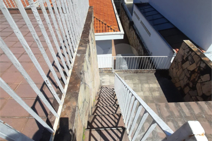 Casa terrea para venda no bairro Palmas do Tremembe.