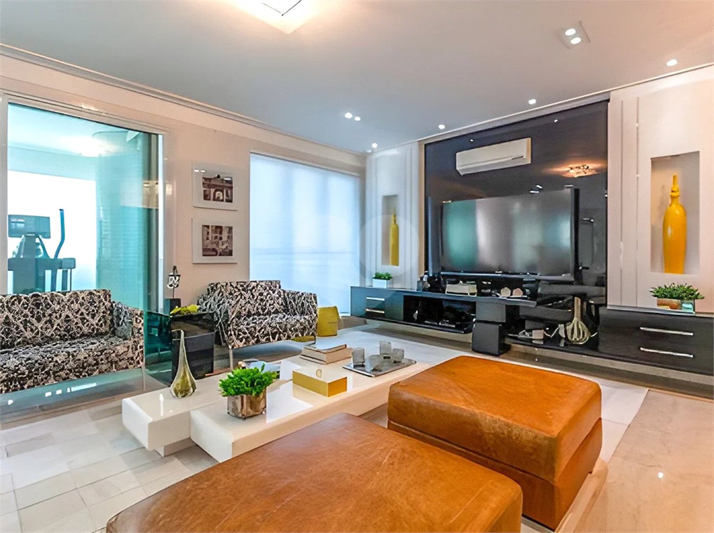 APARTAMENTO ALTO PADRÃO 335 M2 COM 4 SUÍTES Á VENDA - JARDIM ANÁLIA FRANCO ACEITA PERMUTA