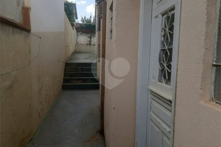 Casa térrea a venda na região central de São Carlos
