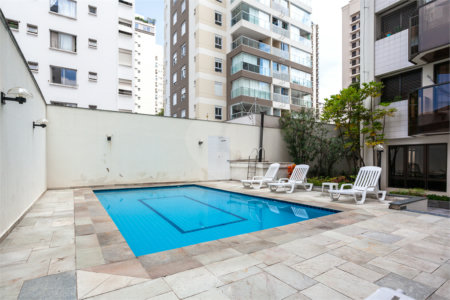 Cobertura Duplex com 96m2 em Moema - Venda e Locação - 02 Dorm Sendo 01 Suíte e 02 Vagas