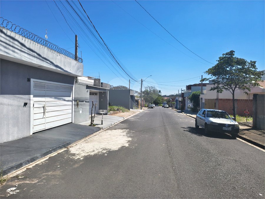 CASA A VENDA NO JD. FLAMBOYANT EM SÃO CARLOS