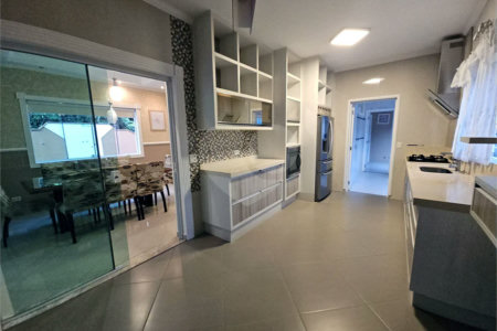 LINDA CASA PARA LOCAÇÃO COM 5 DORMITÓRIOS E PISCINA - Fernando Nobre – Cotia/SP