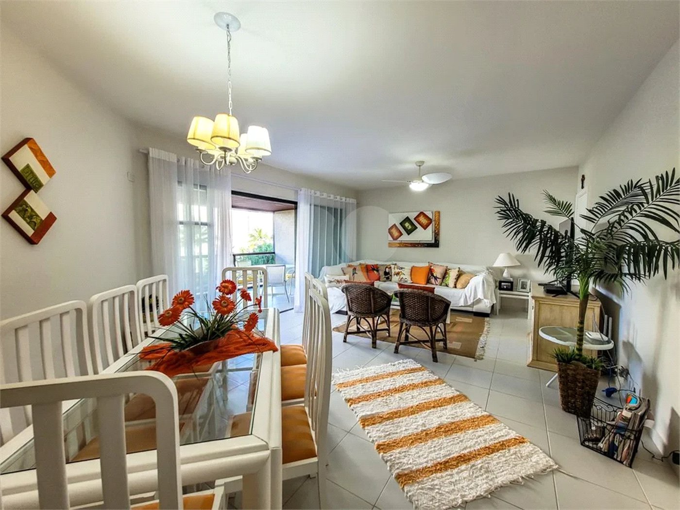 Apartamento à venda com 5 quartos, sendo 3 suítes,  em Riviera de São Lourenço, Bertioga, SP
