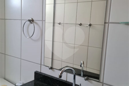 Apartamento no Condomínio Monte Verde.
