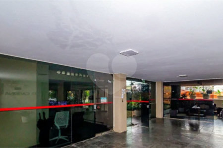 Apartamento na Região do Ipiranga à 8 Minutos do Metrô com 2 Dormitórios .