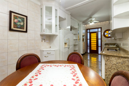 Casa Térrea à venda na Saúde c/285 m2 - Terreno de 392,50 m2 - 3 Quartos/2 Suítes/3 Vagas