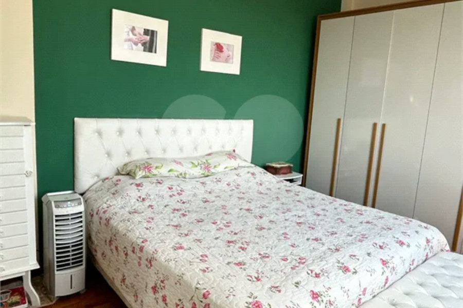 Apartamento amplo com 02 dormitórios, 01 suíte