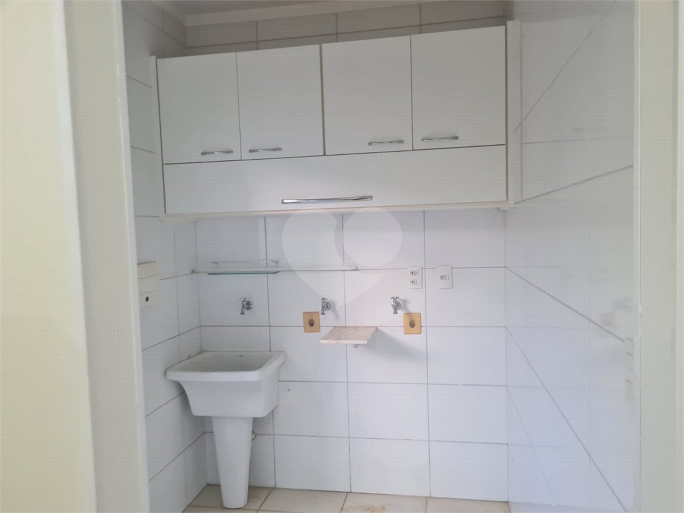 Casa térrea para venda no Parque Fher.
