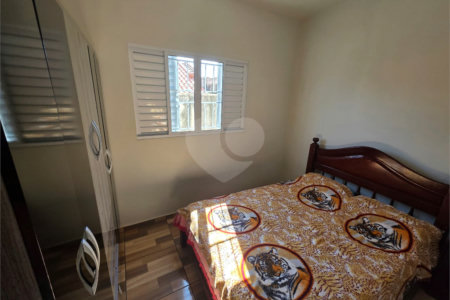 Casa 2 quartos Jardim Zavaglia
