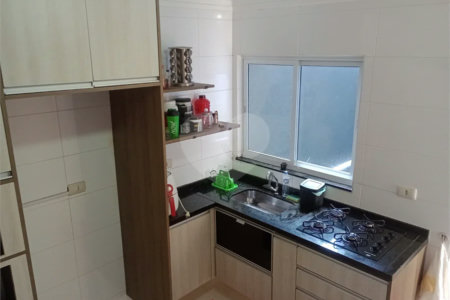 Casa com 100m², 3 dormitórios, 2 vagas, à venda no bairro da Penha.