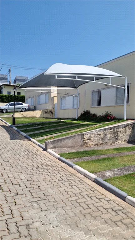 Casa à venda com 3 quartos, sendo 1 suíte,  no condomínio Residencial Vila D`ouro, Cotia - SP