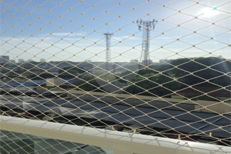 Indaiatuba - Condomínio Grand Ville - Apto mobiliado - Locação - R$ 3.000,00 - condominio - R$ 620,82 - IPTU - R$ 102,83- Apartamento 63m³ - 3 quartos - Apartamento semi mobiliado com ar condicionado - 1 quarto suíte. Inclui cama box Queen e guarda roupa modulado grande. 1 quarto com guarda-roupas.