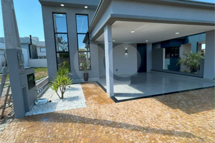 Casa Térrea NOVA 03 dormitórios sendo 1 suíte master – Condomínio, Piracicaba-SP.