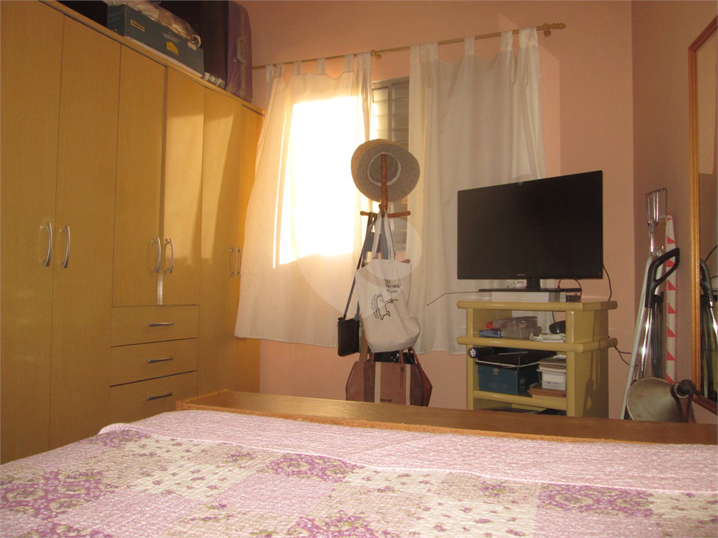 Apartamento com área útil de 72 m², 2 quartos no Bairro do Cambuci.