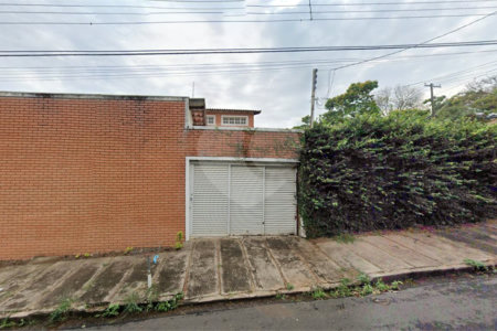 Casa de 3 andares à Venda no Jardim Cardinalli