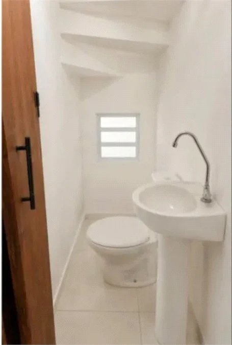 Sobrado à venda com 2 quartos em Jardim San Ressore (caucaia do Alto), Cotia - SP