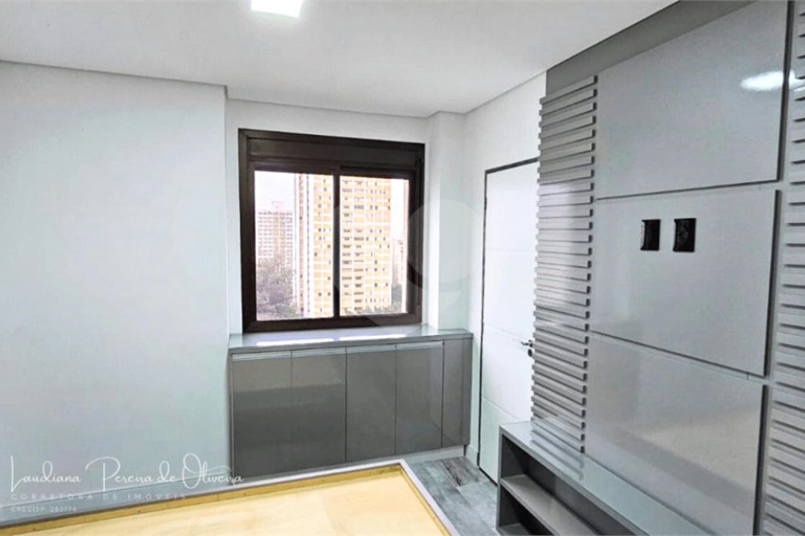 Apartamento à Venda com 210m² com 3 dormitórios e 3 vagas em Perdizes - Estuda permuta .