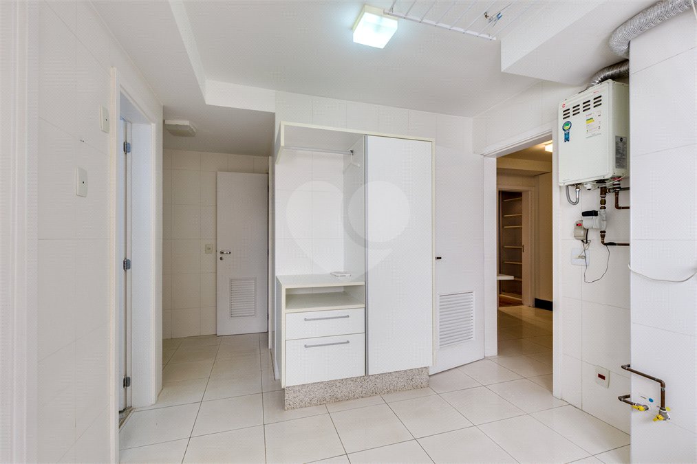 Apartamento para alugar com 4 suítes em Alto da Boa Vista, São Paulo, SP