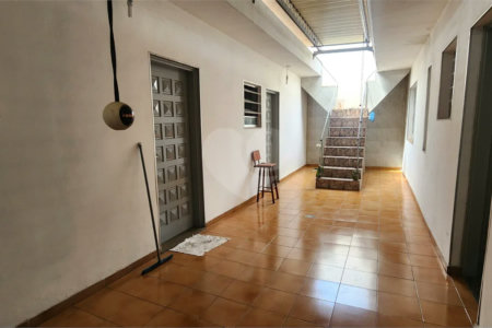 Casa Comercial à Venda em Avenida Movimentada – Osasco/SP
