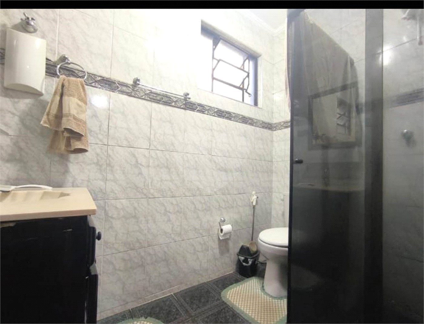 Apartamento à Venda no Edifício Esther Lins – Próximo à USP e UFSCar.