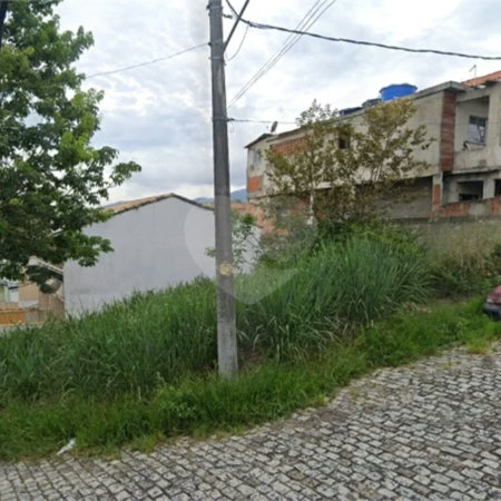 Terreno de 174 m² no Bairro Del Cima