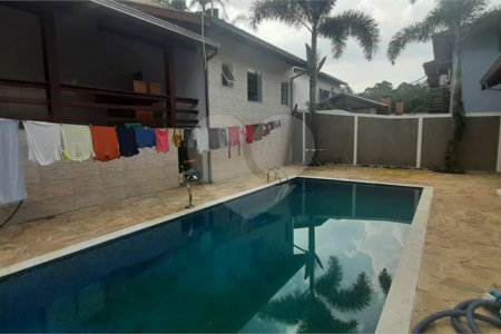 Sobrado com vista cinematográfica no Condomínio Villagio Capriccio/ Louveira- SP.