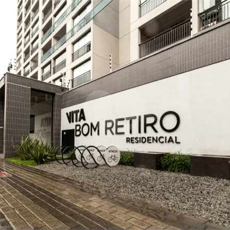 Apto com vista linda e piscina no Bom Retiro