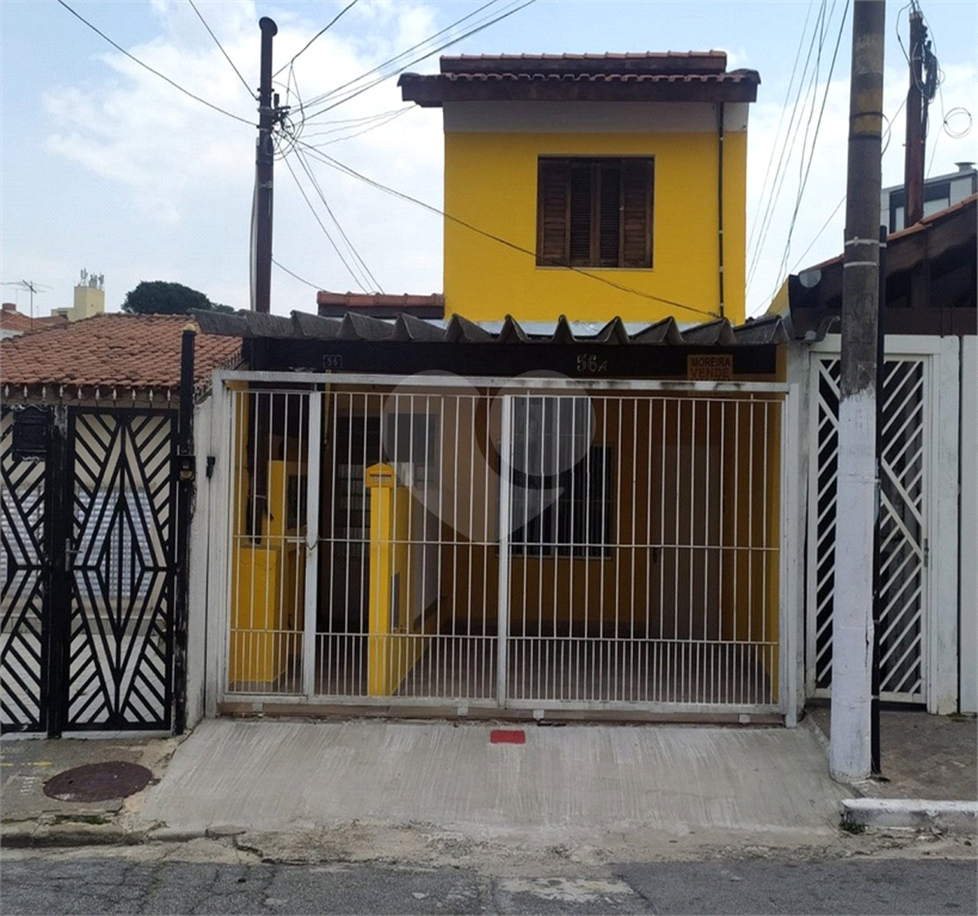 SOBRADO DE 100 M² COM 03 DORMITÓRIOS, VAGA E QUINTAL PARA LOCAÇÃO (OU VENDA) NO JARDIM DO COLEGIO-SANTANA