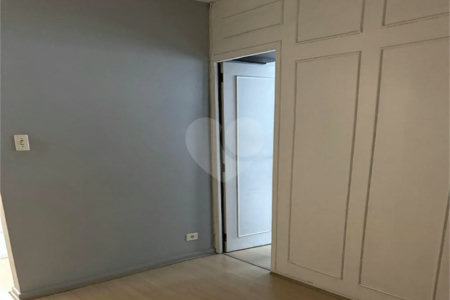 Apartamento Paraíso para locação
