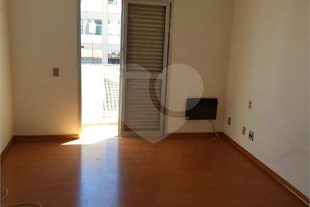 Apartamento no Edifício Winston Monteiro Ricetti