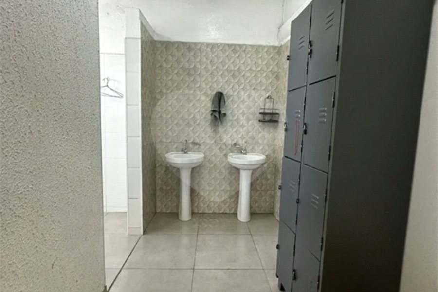 Barracão Comercial à Venda em Piracicaba/SP.
