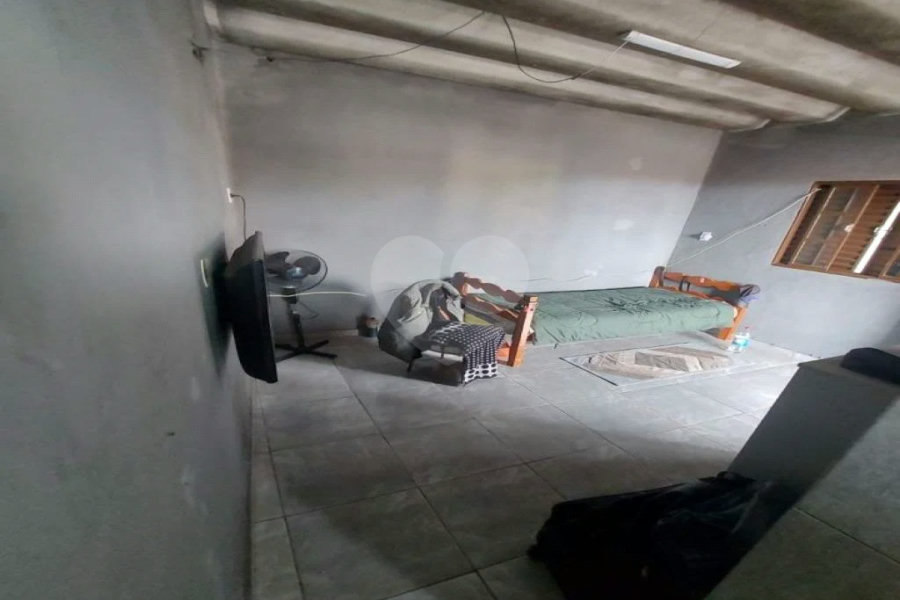 Sobrado 4 dormitórios na Vila Domitila