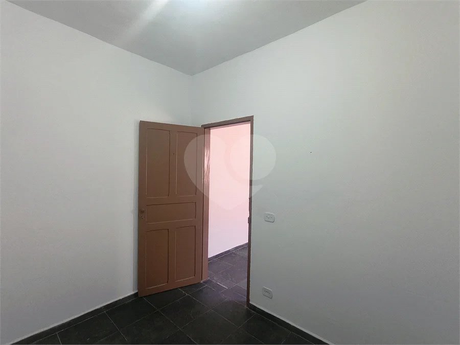 Casa para Locação no Jardim Pau Preto – Indaiatuba/SP - 3 dormitórios, quintal e garagem com portão manual