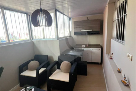 Apartamento à venda com 55m² - Próximo aos metrôs Liberdade e Sé