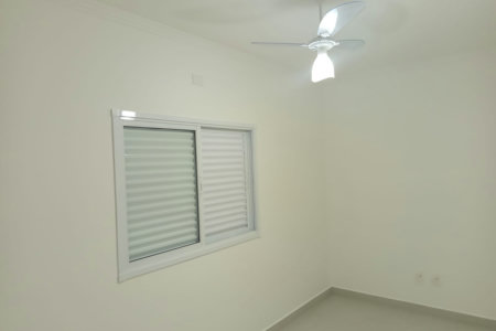 🌊✨ Oportunidade Única na Praia Grande – Casa Nova com Piscina a Apenas 390m do Mar! ✨🌊