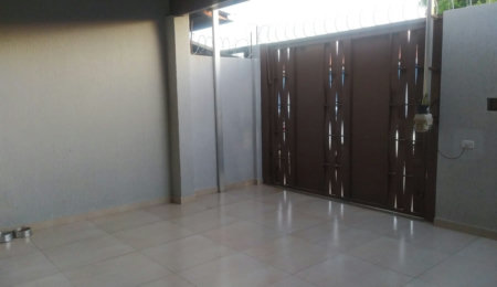 Casa à venda com 2 quartos em Jardim Paranapunga, Três Lagoas, MS