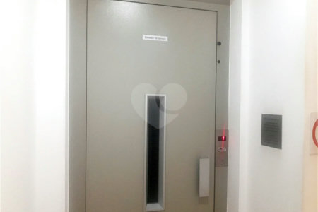 Apartamento em excelente localização na Av. Ipiranga Centro de São Paulo