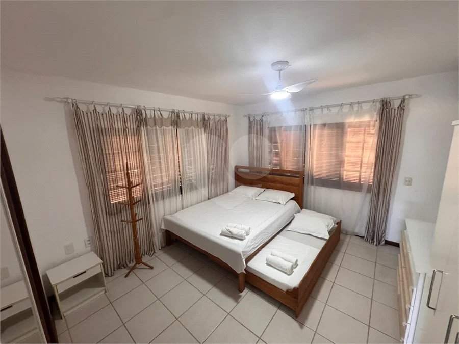 Casa à venda com 4 suítes em Ferradura, Armação dos Búzios, RJ