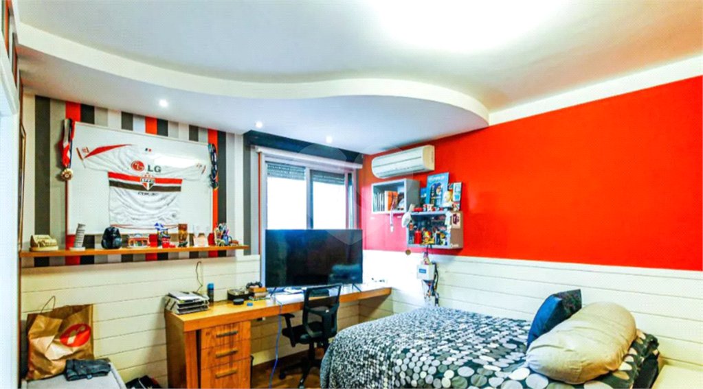 Apartamento com 410m², 4 suítes, 3 garagens, à venda em Santo Amaro