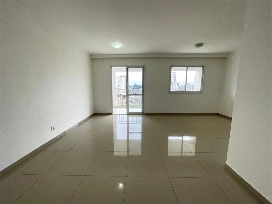 Apartamento à venda com 2 suítes em Vila Sônia, São Paulo, SP