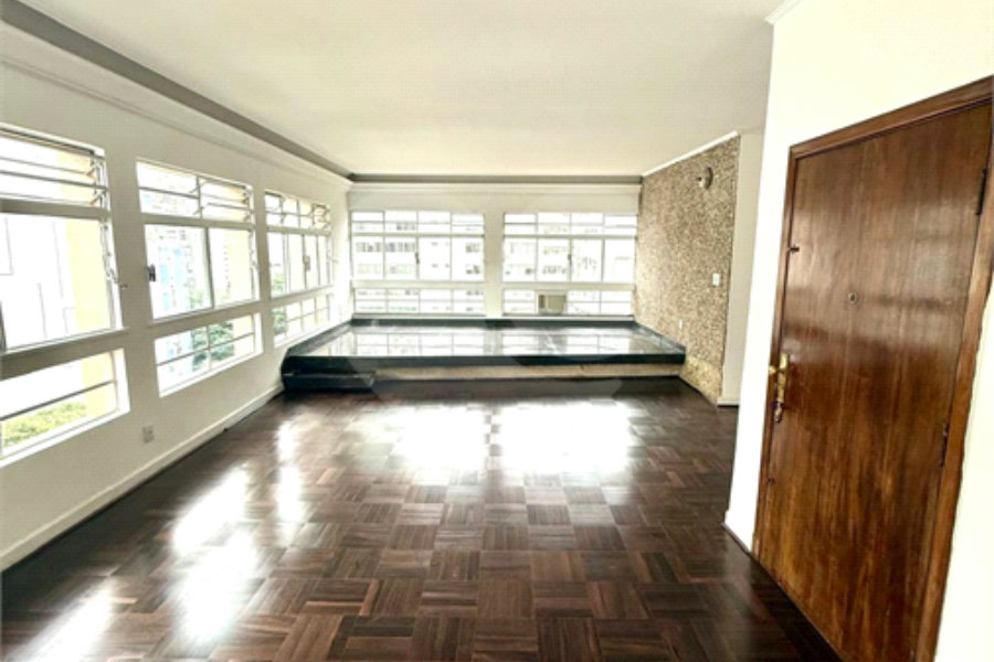Amplo Apartamento no Paraíso!