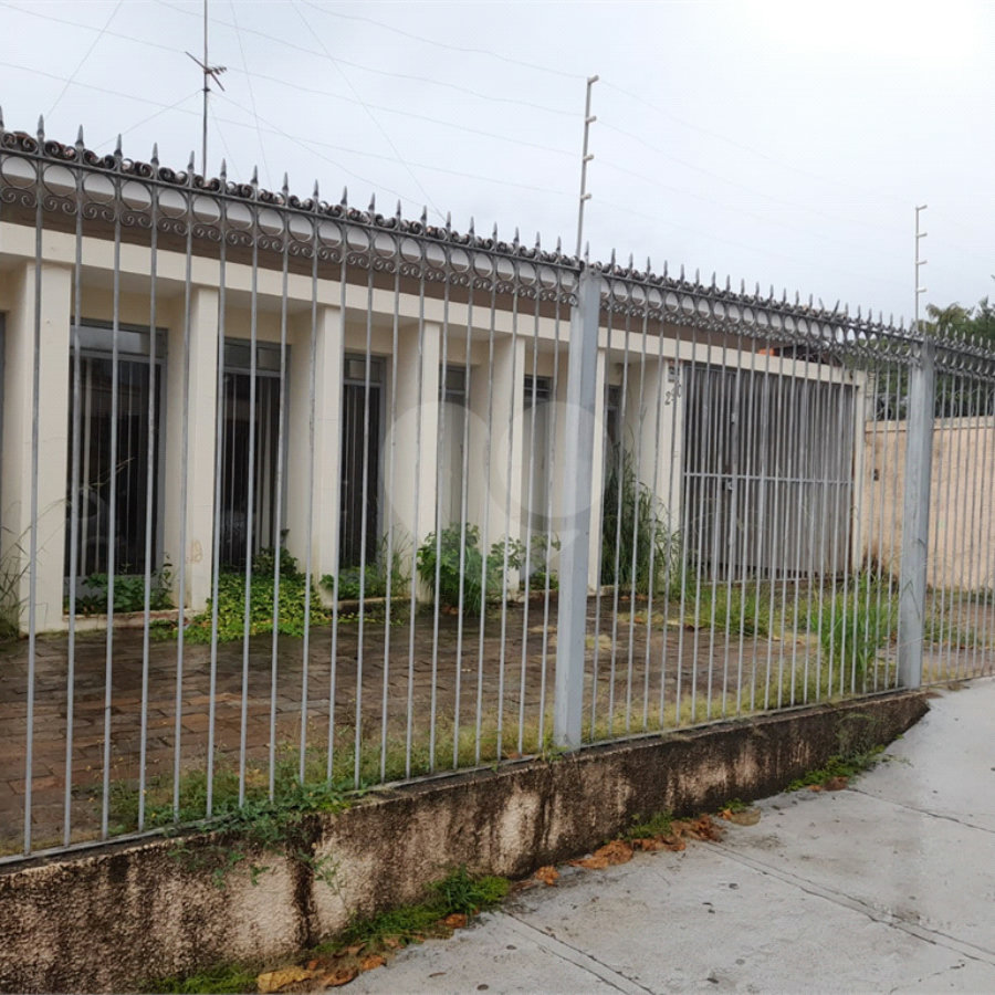 Casa à venda próxima à Santa Casa – Ideal para clínica ou consultório!