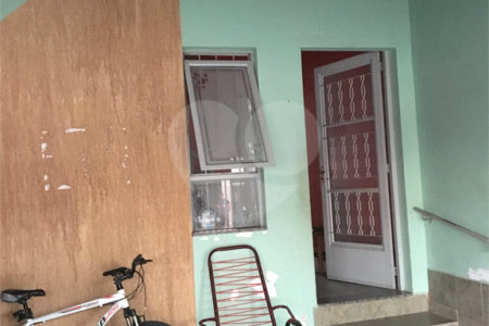Casa à venda com 3 quartos, sendo 1 suíte, em Jardim Santa Efigênia, Salto, SP