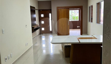 Casa à venda com 3 quartos, sendo 1 suíte, em Pinheirinho, Vinhedo, SP