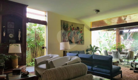 Sobrado à venda com 3 quartos, sendo 2 suítes,  em Brooklin Velho, São Paulo, SP