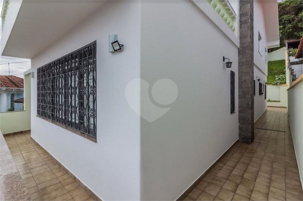 Casa à venda com 3 suítes em Horto, São Paulo, SP