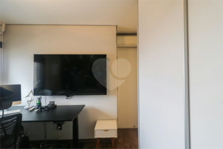 Apartamento à venda com 3 suítes em Cidade Monções, São Paulo, SP